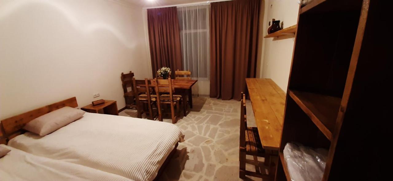 Bjnihouse, Guest House 외부 사진
