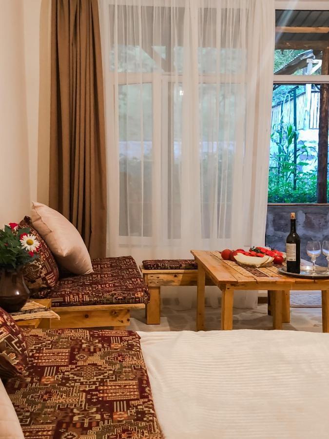 Bjnihouse, Guest House 외부 사진