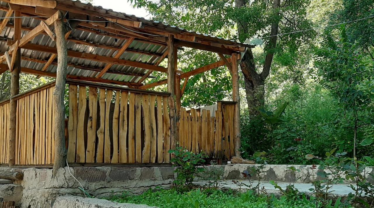Bjnihouse, Guest House 외부 사진